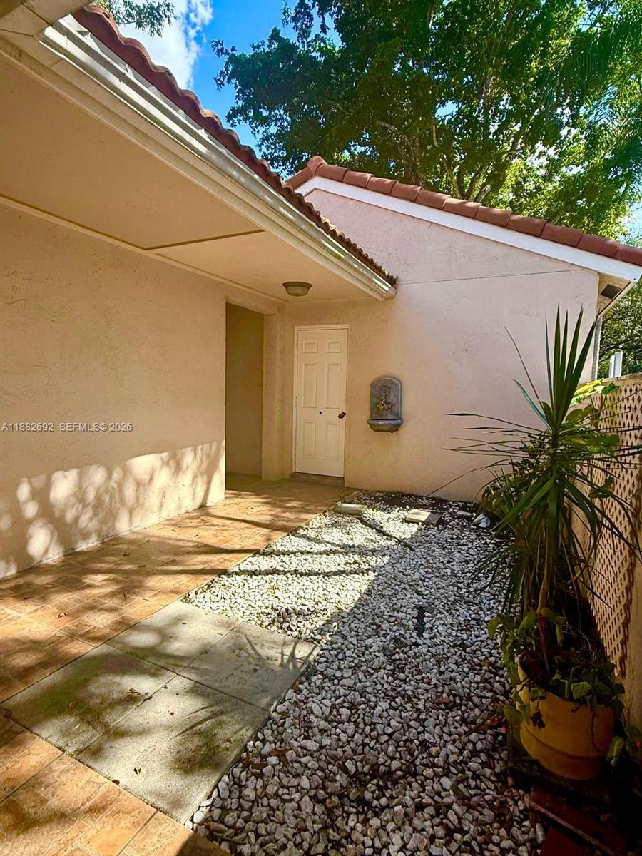 COUNTRY ISLES GARDEN HOMES - Residential