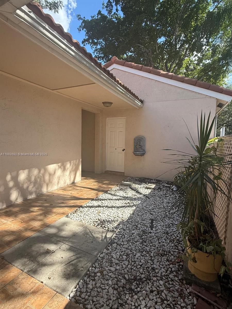 COUNTRY ISLES GARDEN HOMES - Residential