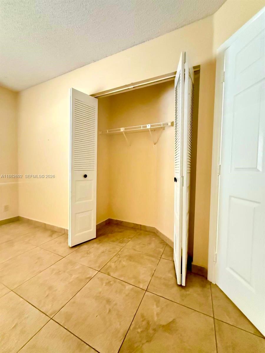 COUNTRY ISLES GARDEN HOMES - Residential