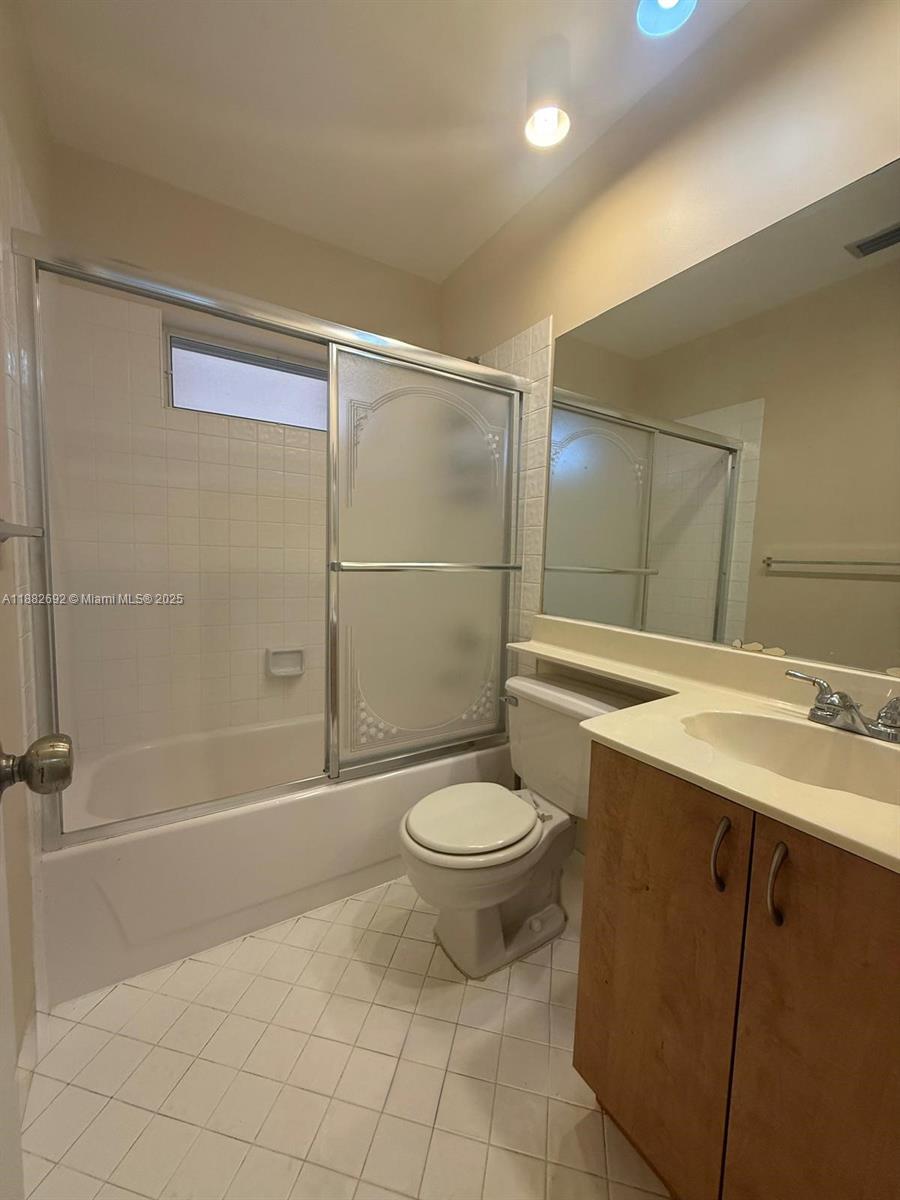 COUNTRY ISLES GARDEN HOMES - Residential