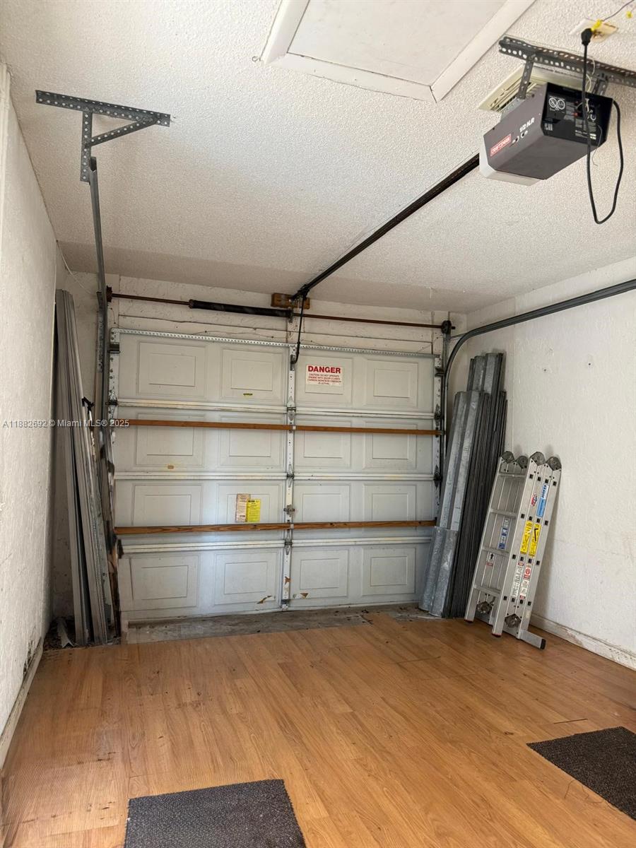 COUNTRY ISLES GARDEN HOMES - Residential