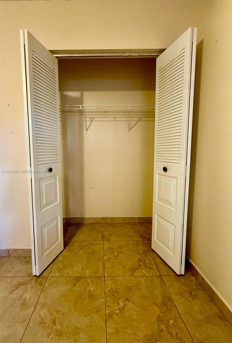 COUNTRY ISLES GARDEN HOMES - Residential