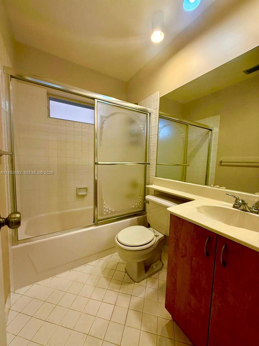 COUNTRY ISLES GARDEN HOMES - Residential