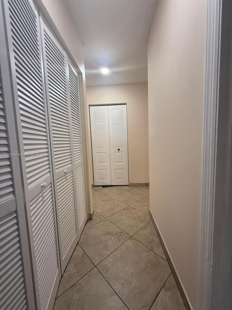 COUNTRY ISLES GARDEN HOMES - Residential