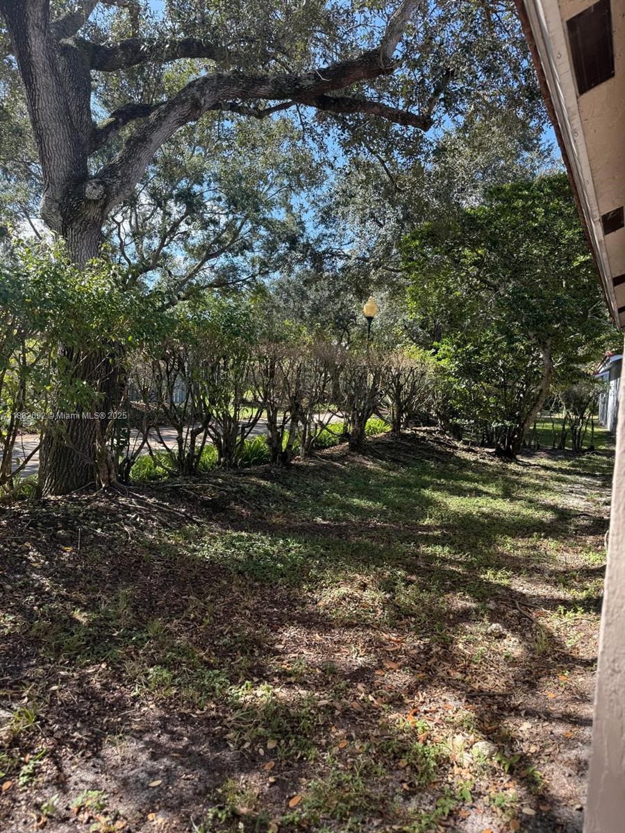 COUNTRY ISLES GARDEN HOMES - Residential