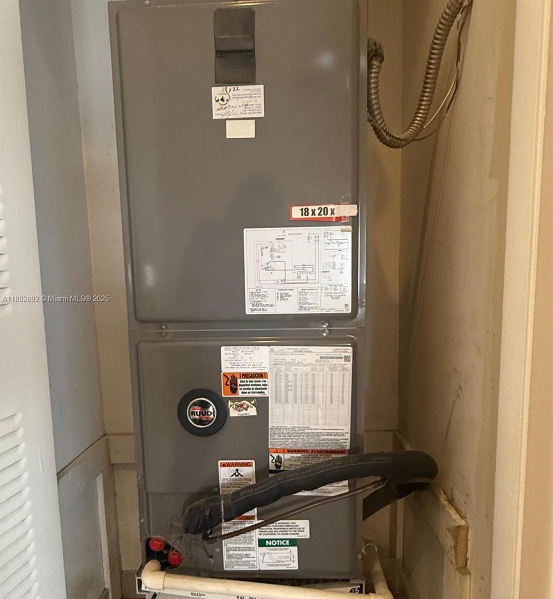 COUNTRY ISLES GARDEN HOMES - Residential