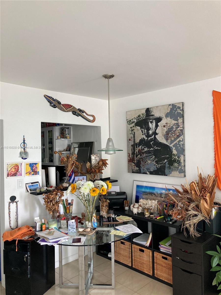 THE DECOPLAGE CONDO - Residential