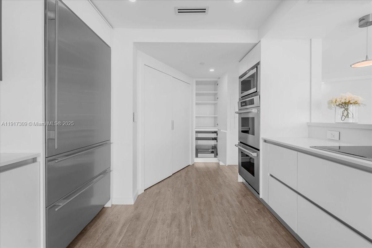 BRISTOL TOWER CONDO - Residential