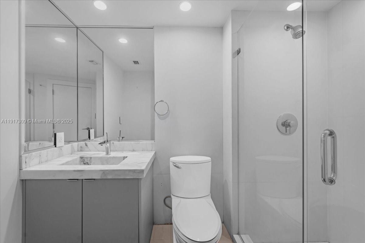 BRISTOL TOWER CONDO - Residential