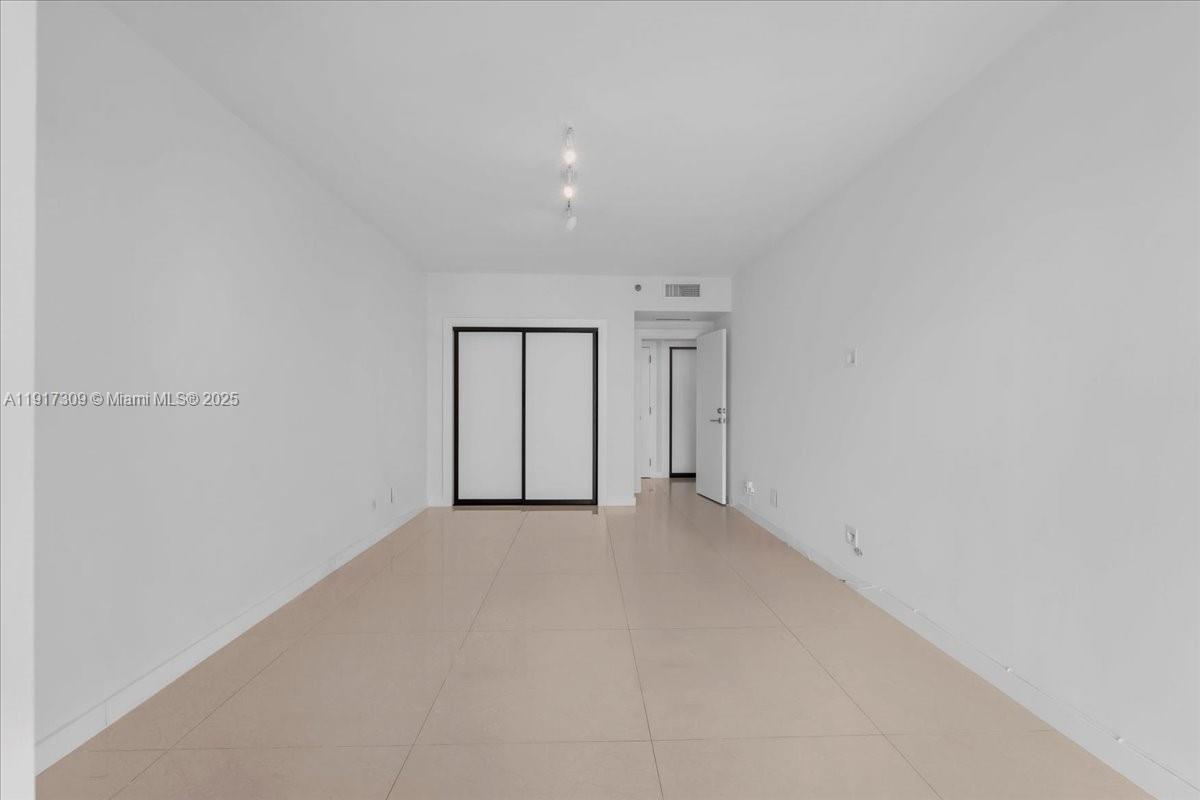 BRISTOL TOWER CONDO - Residential