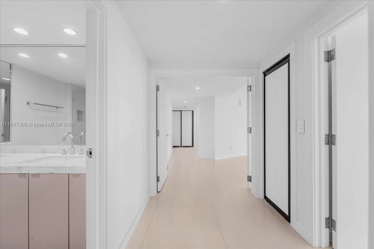 BRISTOL TOWER CONDO - Residential