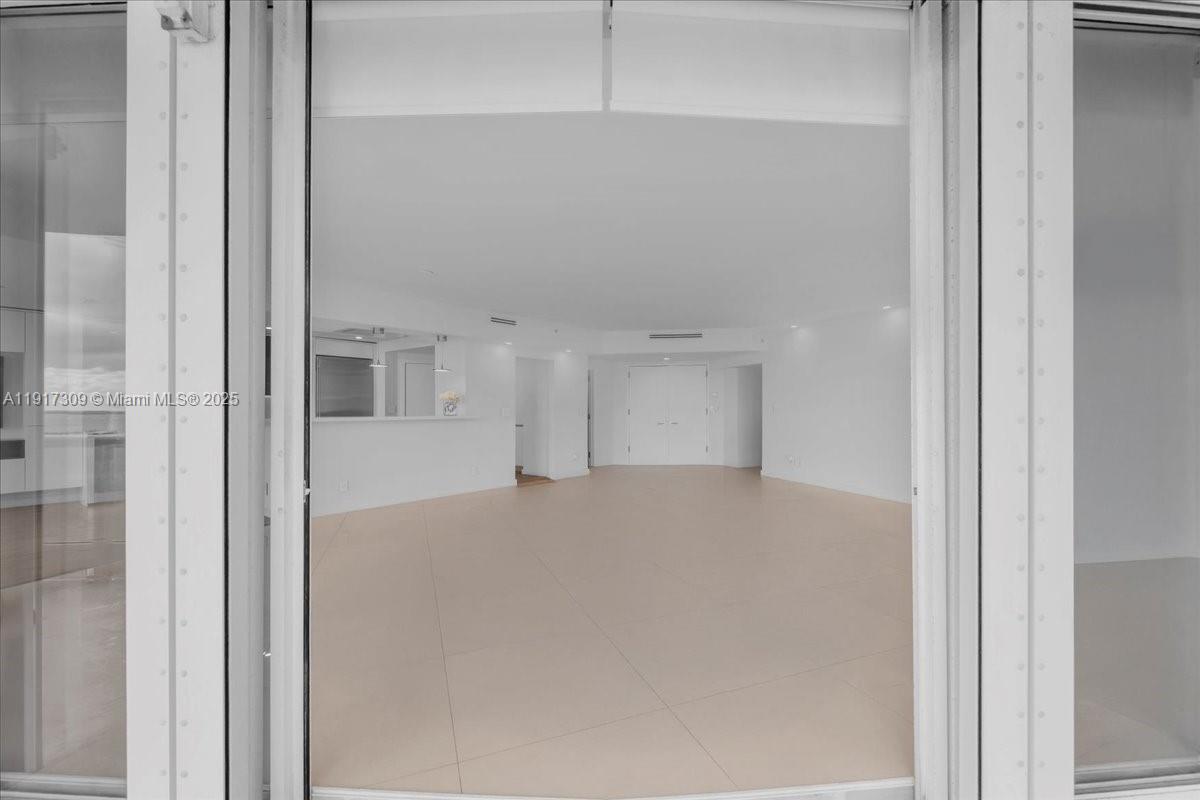 BRISTOL TOWER CONDO - Residential