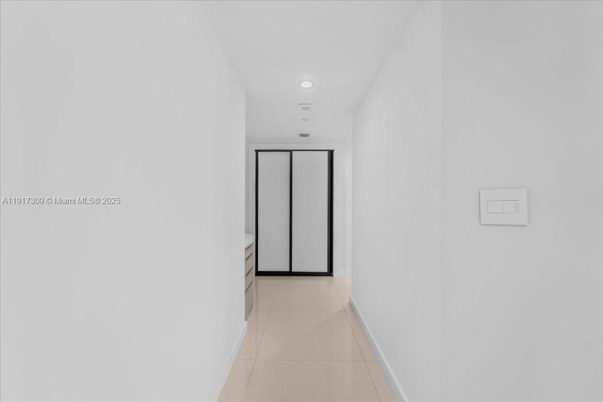 BRISTOL TOWER CONDO - Residential