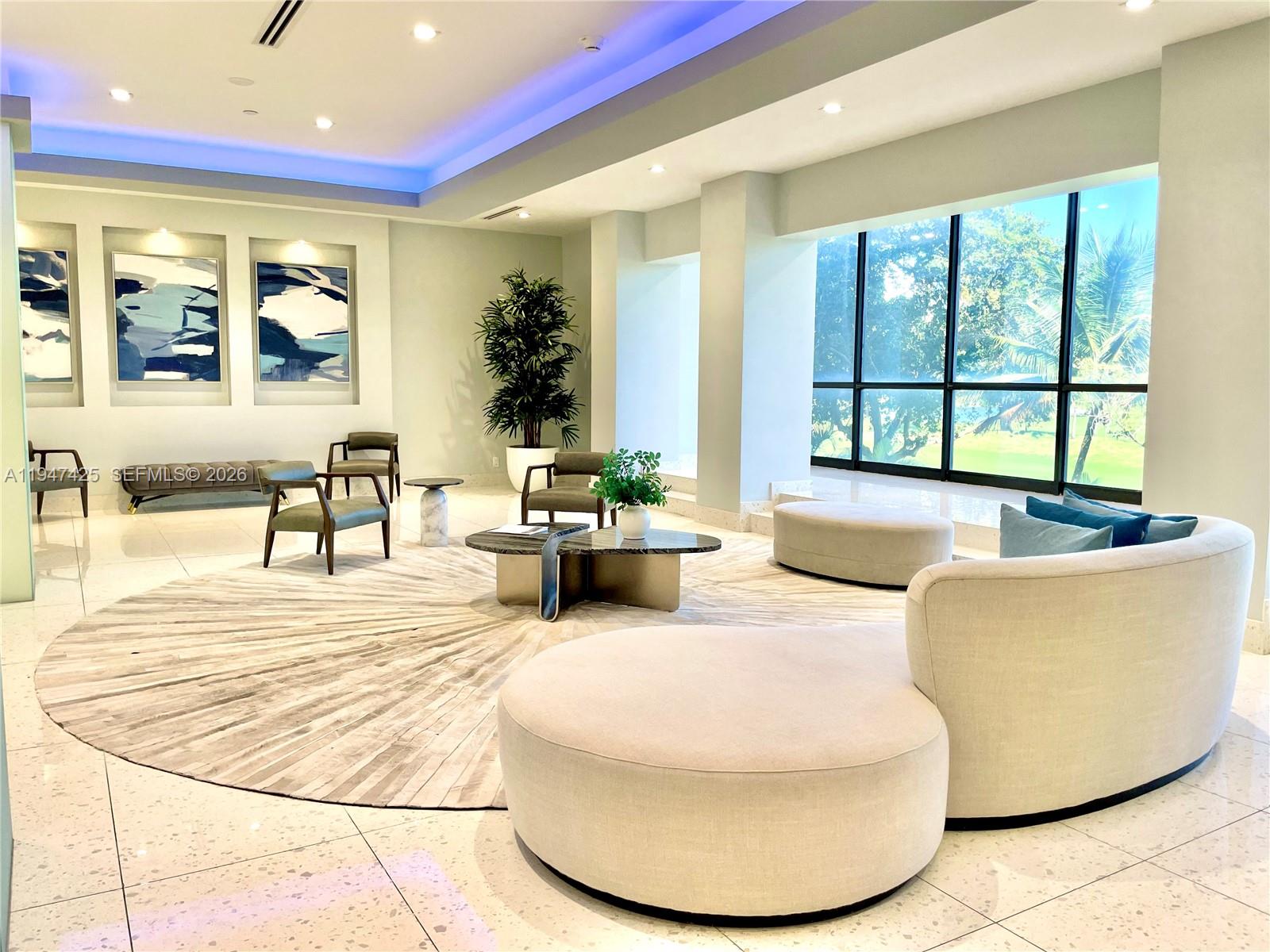 20335 W Country Club Dr 405