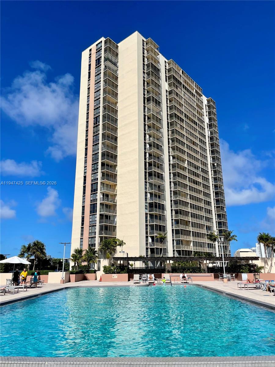 CORONADO CONDO- TOWER II - Residential