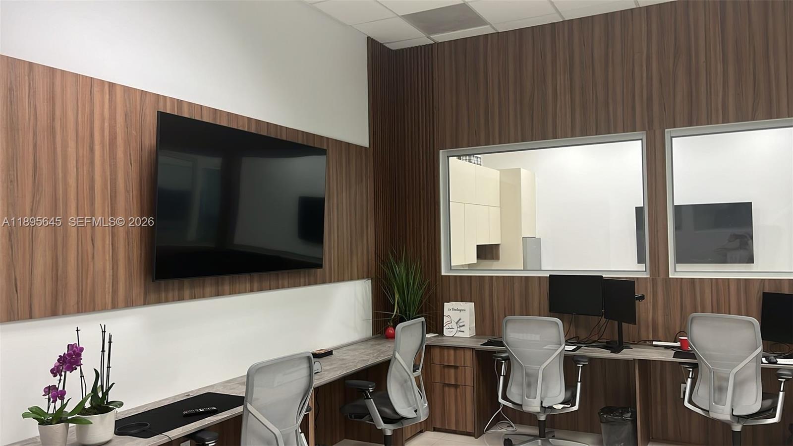 1200 Brickell Ave 200-K