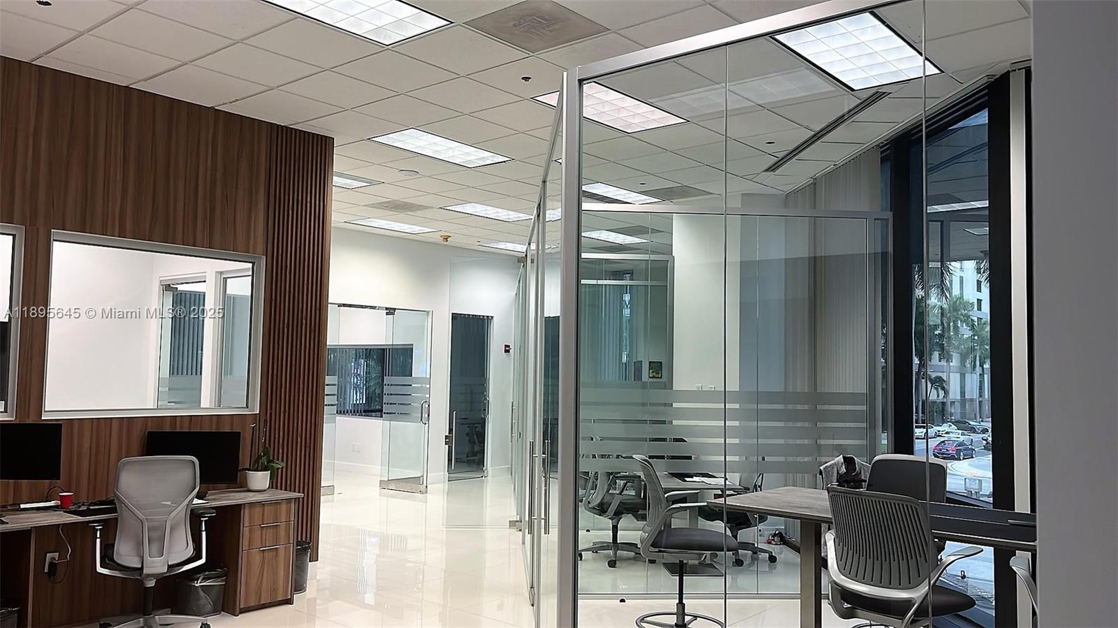 1200 Brickell Ave 200-K