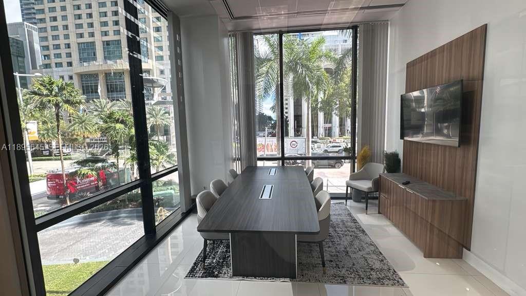 1200 Brickell Ave 200-K