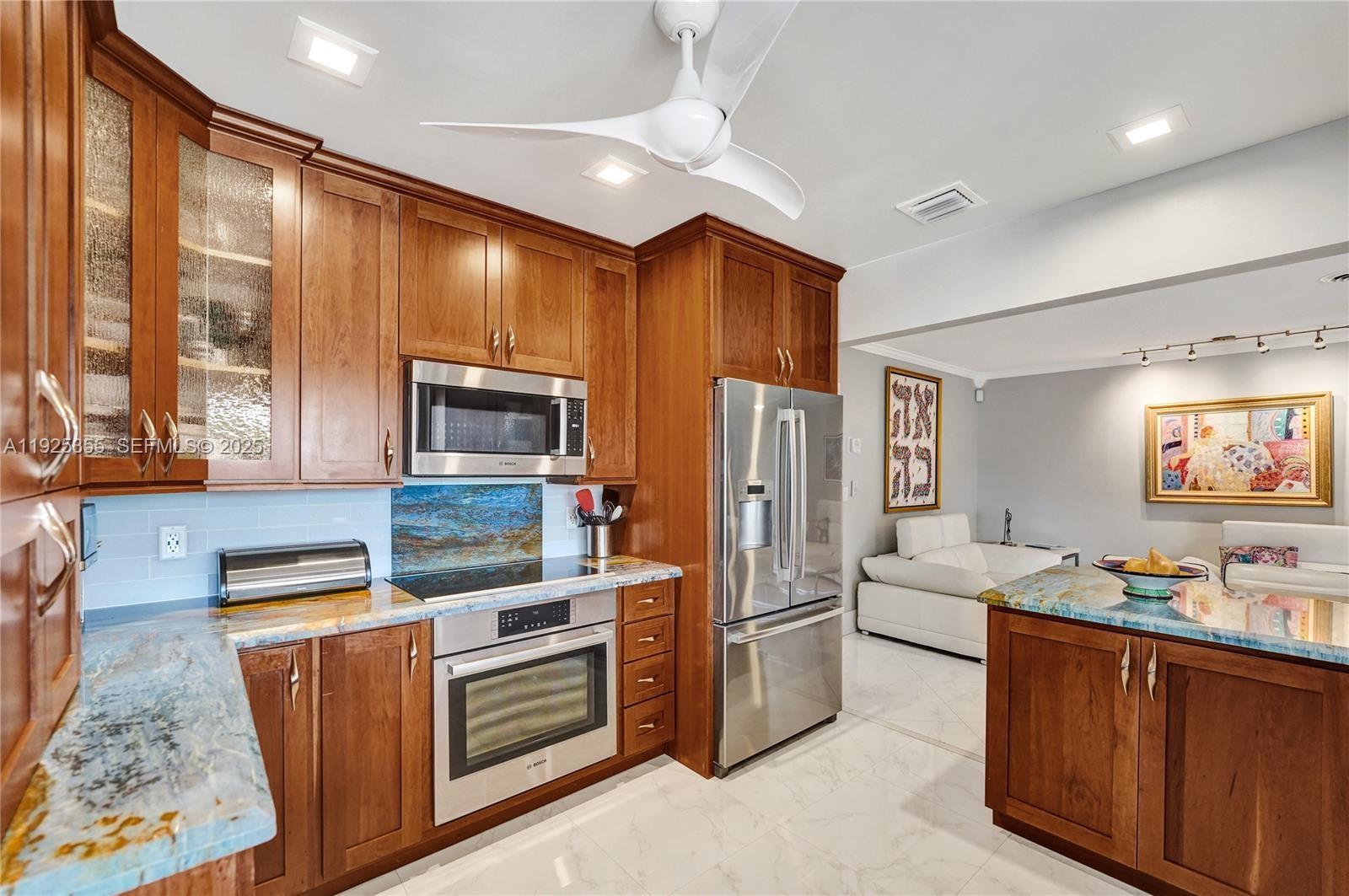 VENETIAN ISLES 2ND SEC - Residential Lease