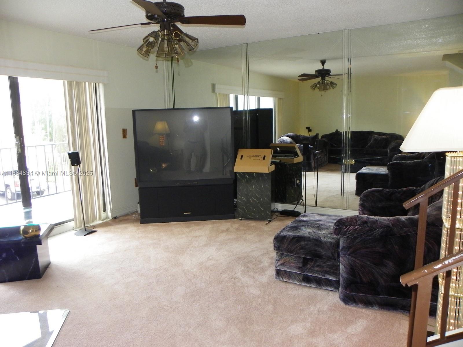 SUNCREST TOWNHOUSE CONDO - Residential