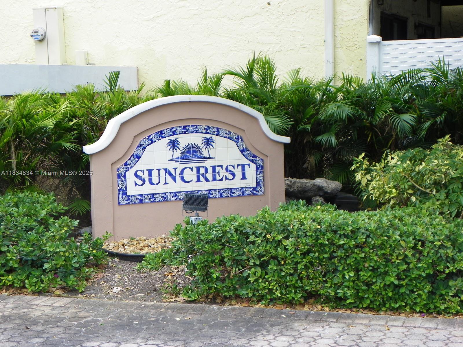 SUNCREST TOWNHOUSE CONDO - Residential
