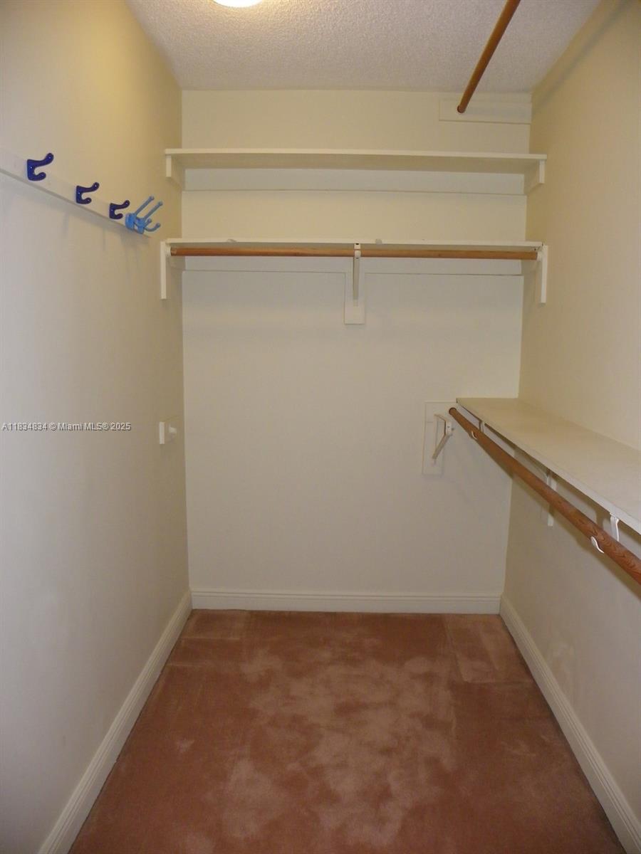 SUNCREST TOWNHOUSE CONDO - Residential