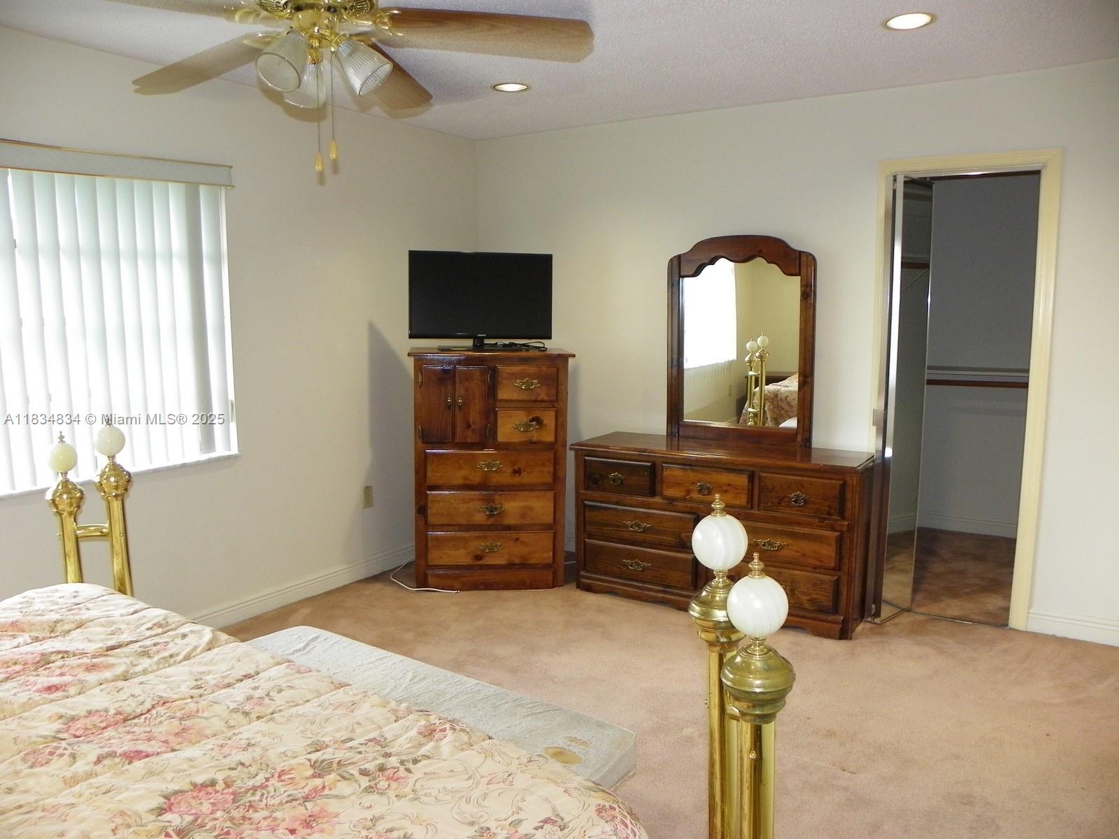 SUNCREST TOWNHOUSE CONDO - Residential