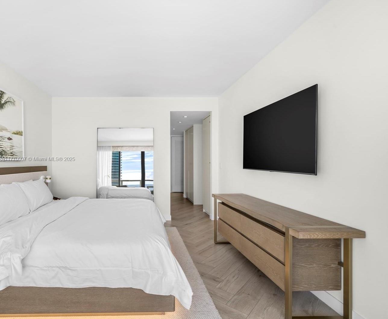 2201 COLLINS AVE CONDO - Residential