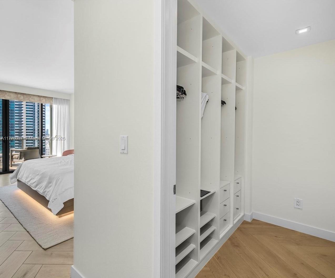 2201 COLLINS AVE CONDO - Residential