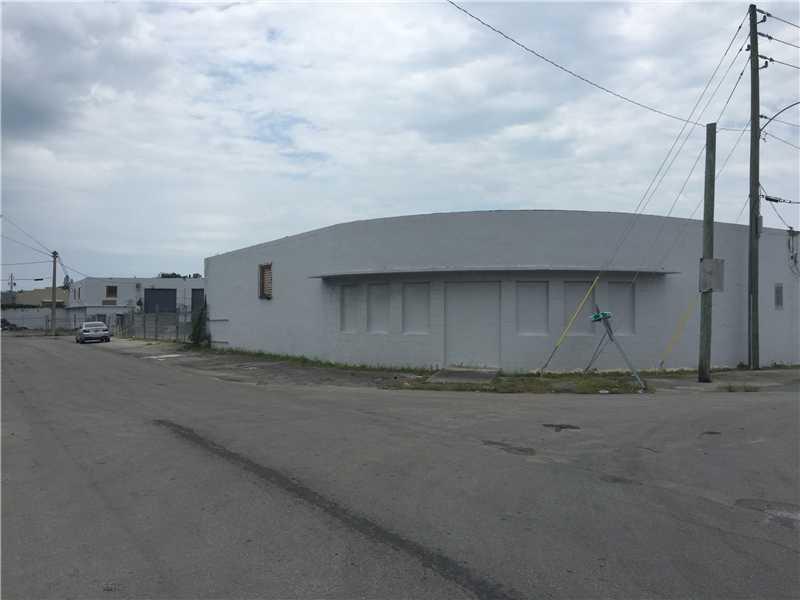 This large, 55,000 square foot warehouse property situated on a 1.5 acre site is comprised of 2 folio #'s, and is perfect for a distribution center, warehousing, dry goods, produce, etc. Or the building can be divided into numerous leasable bays for mult iple separate tenants to occupy. Zoned industrial there are 10 dock height loading doors, 2 grade level loading doors and 4 dock height recessed loading doors. In addition there is a direct rail link to the FEC line in the rear of the building.