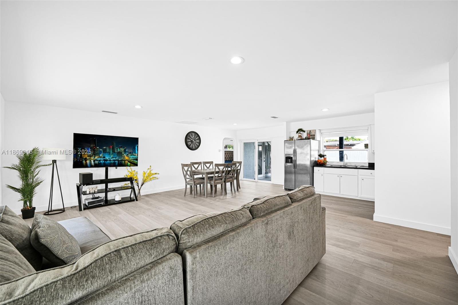 MIRAMAR SEC 14 - Residential