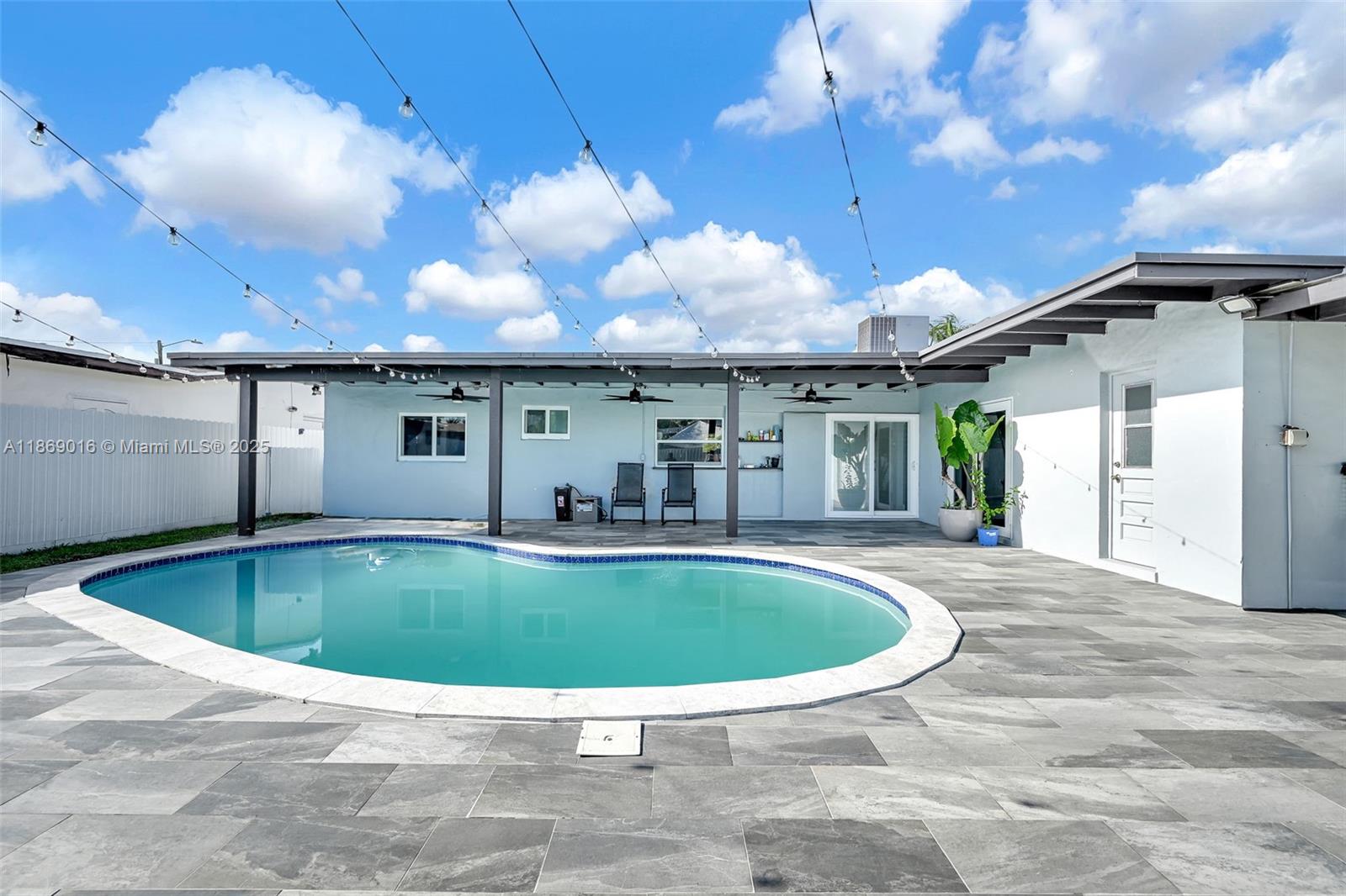 MIRAMAR SEC 14 - Residential