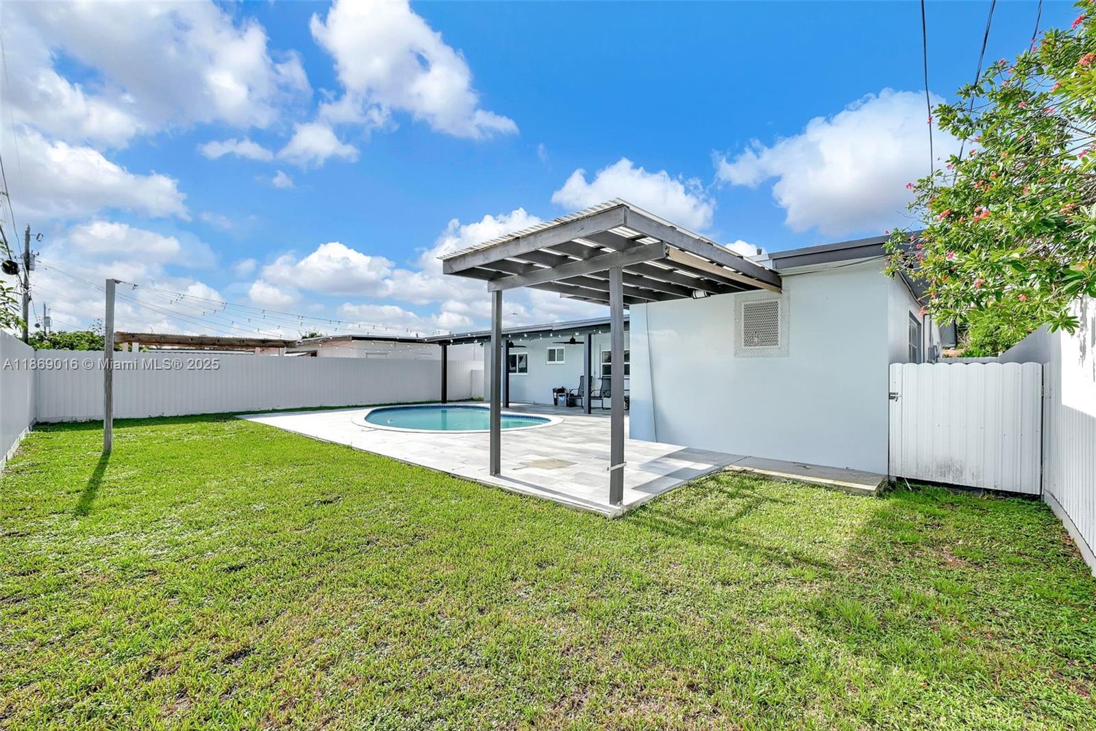 MIRAMAR SEC 14 - Residential