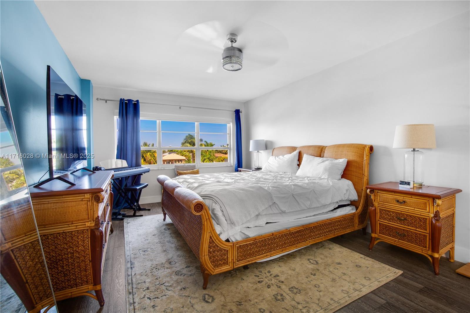 MARINE TOWER CONDO - Residential