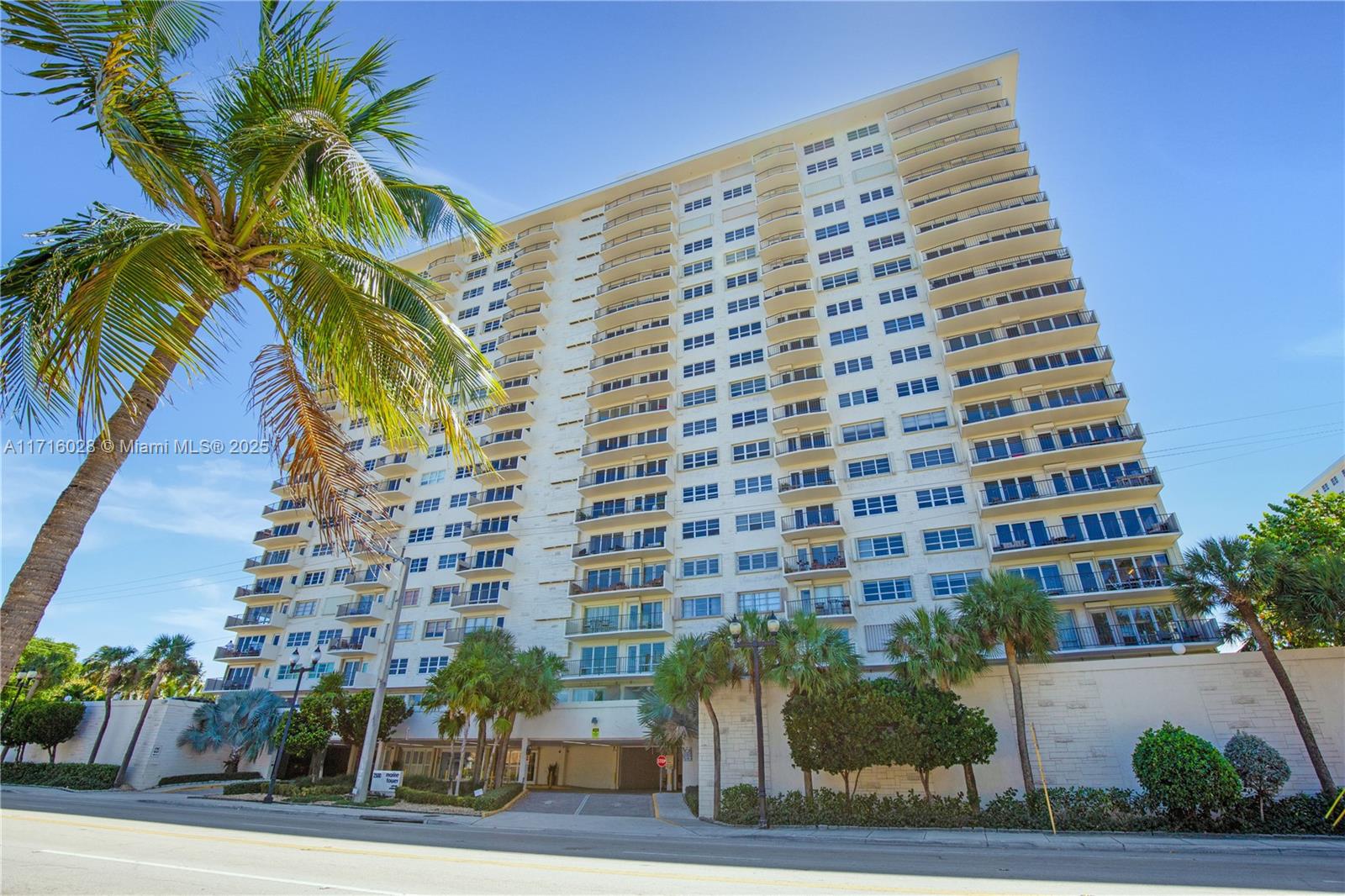 MARINE TOWER CONDO - Residential