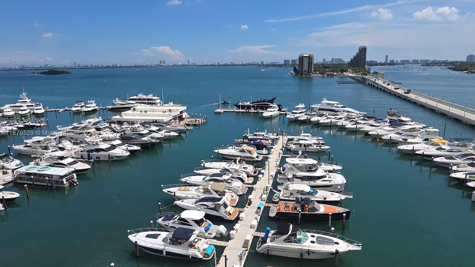 VENETIA CONDO - Residential