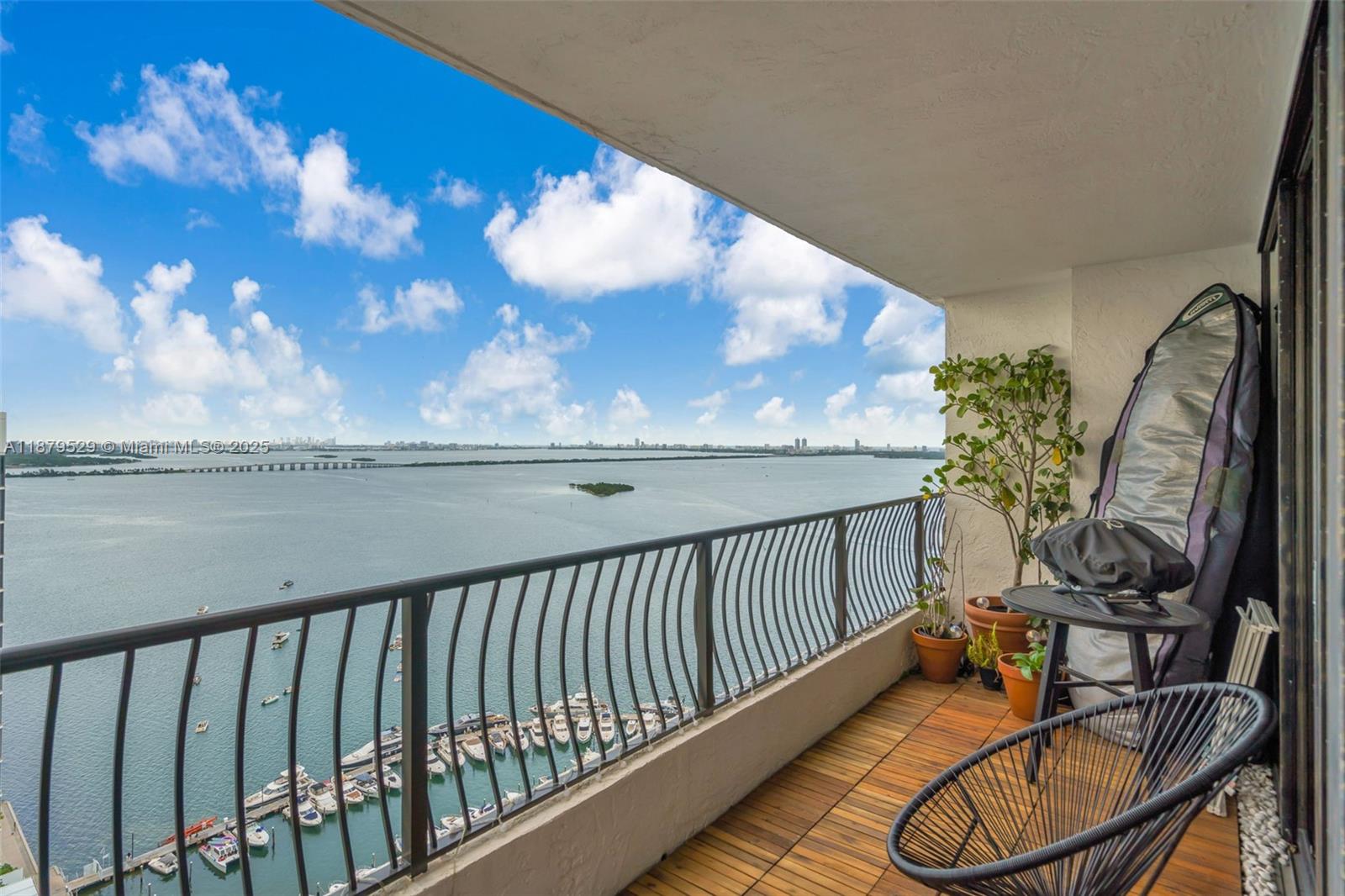 VENETIA CONDO - Residential