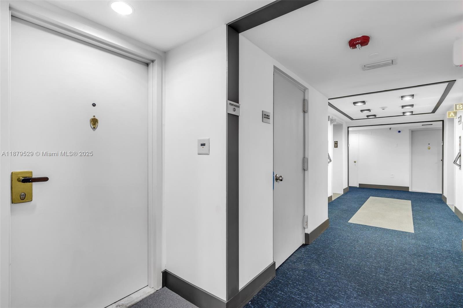 VENETIA CONDO - Residential