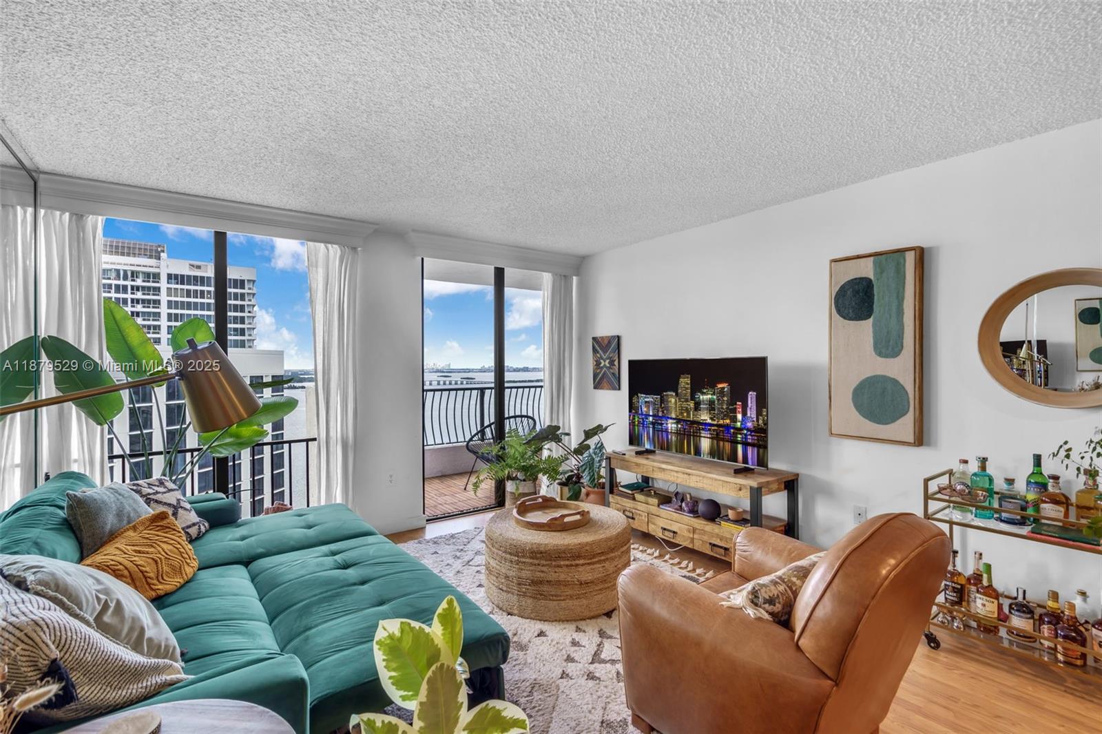 VENETIA CONDO - Residential