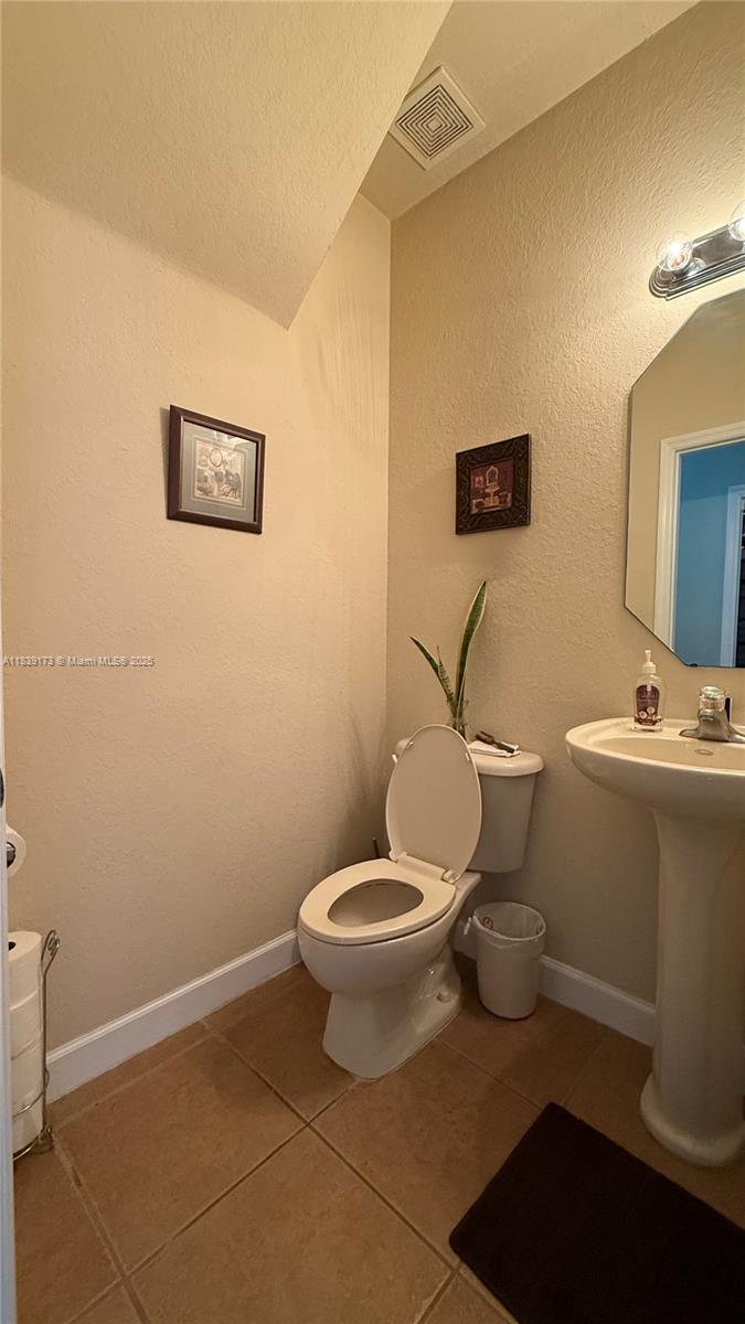 232 SE 32nd Ter