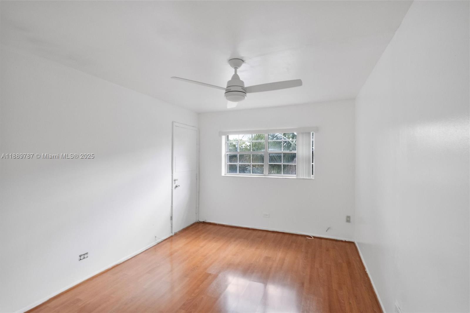 GRANDA DADELAND CONDO - Residential