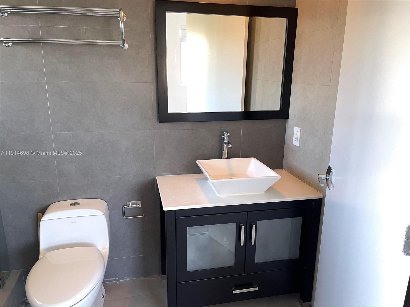 TATUM WATERWAY SUB - Residential Lease