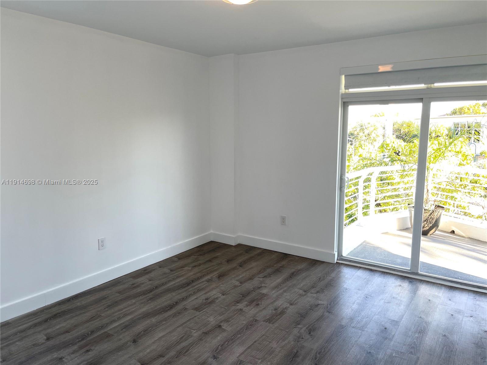 TATUM WATERWAY SUB - Residential Lease