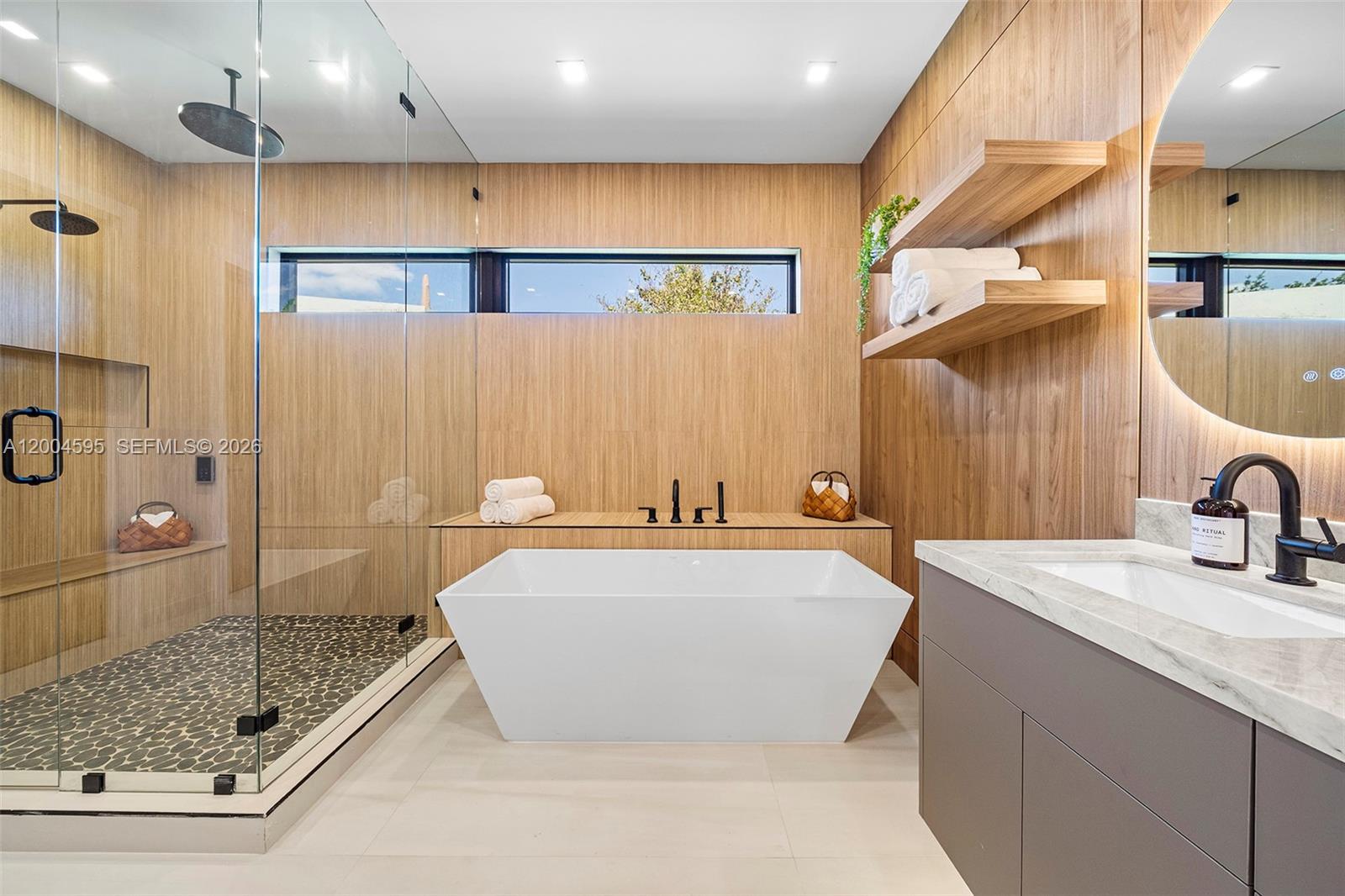 OCEAN VIEW HEIGHTS - Residential