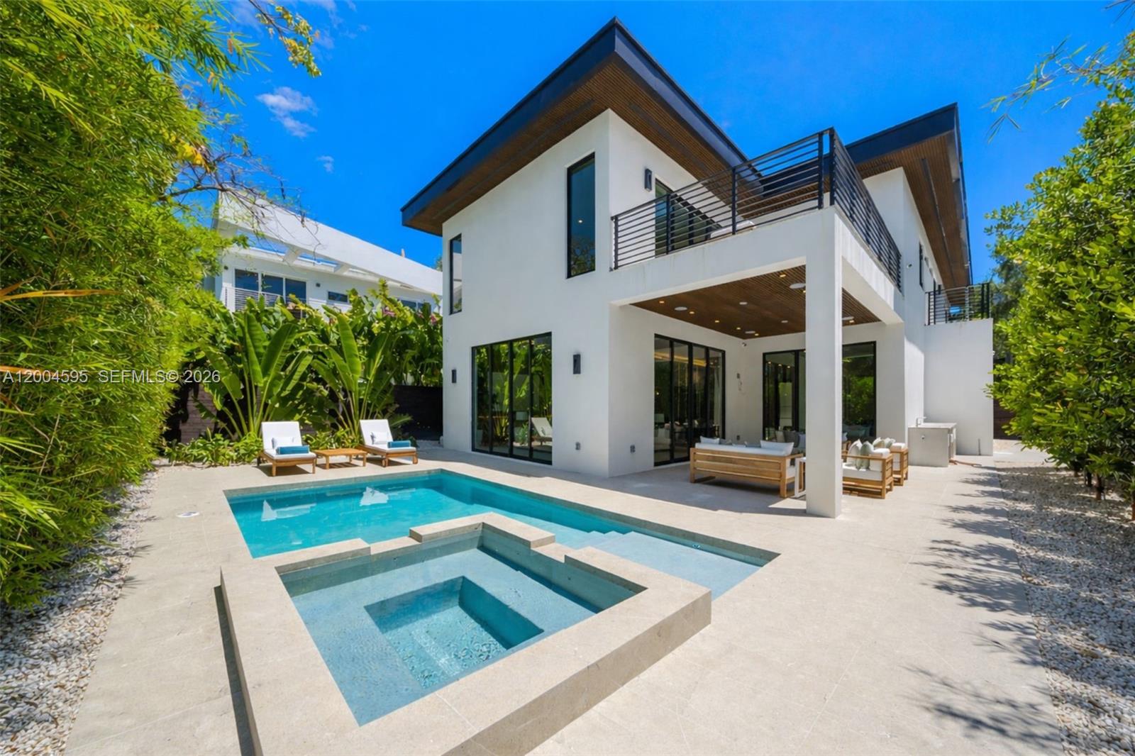 OCEAN VIEW HEIGHTS - Residential