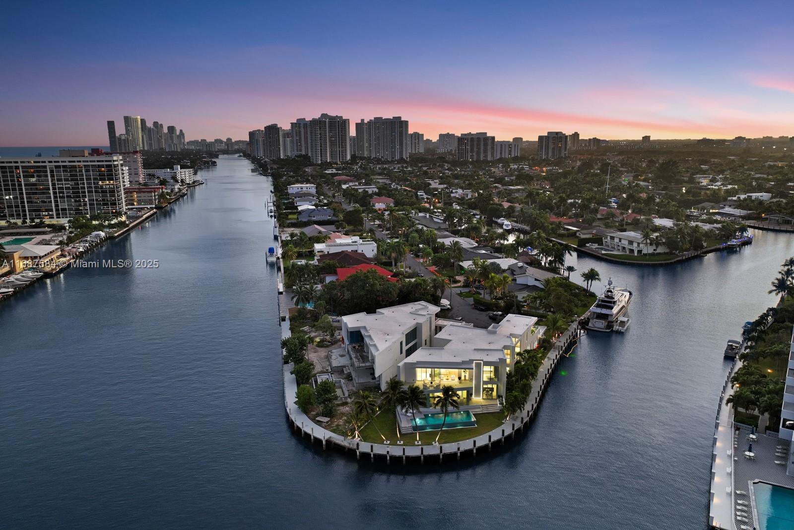 GOLDEN ISLES SEC A REV PL - Residential