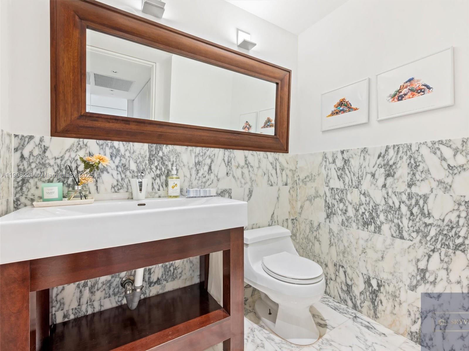 5100 BAYVIEW AT FISHER IS - Residential Lease