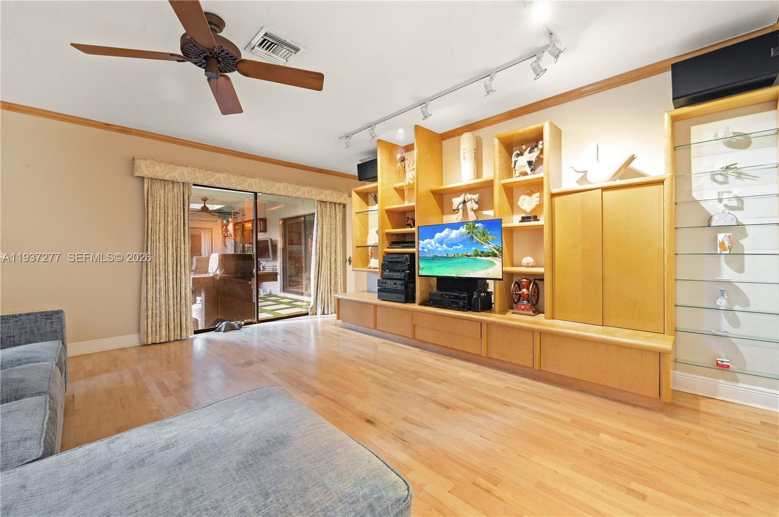 HIGHLAND LAKES SEC 12 - Residential