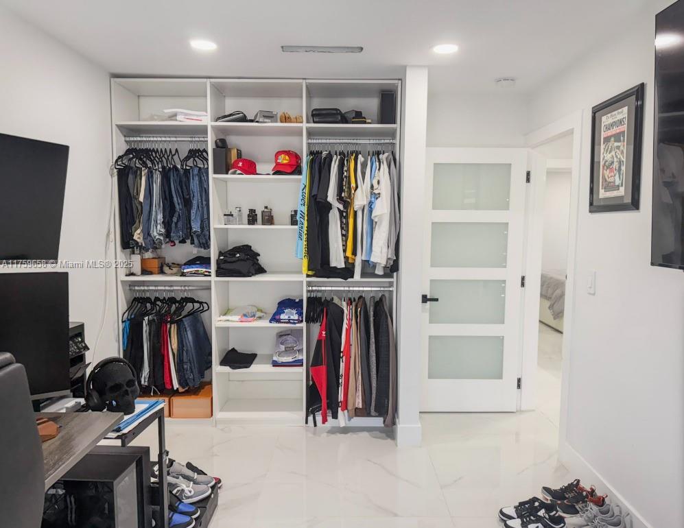 WEST GABLES ESTATES CONDO - Residential