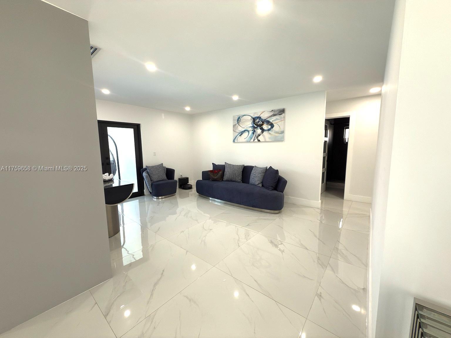 WEST GABLES ESTATES CONDO - Residential